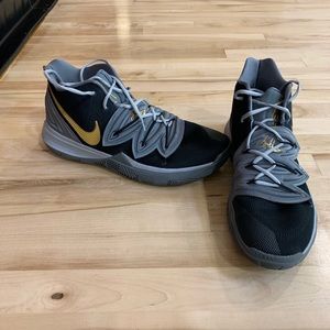 Kyrie 5’s